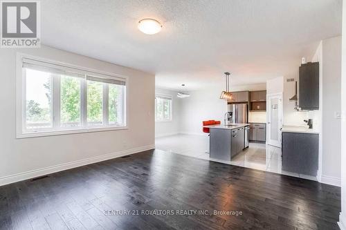 2620 Holbrook Drive, London, ON - Indoor