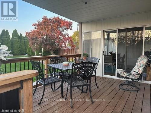 48 Mcdonald Avenue, Thorold, ON - Outdoor With Deck Patio Veranda With Exterior