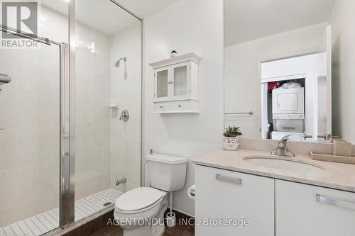 2507 - 37 Grosvenor Street, Toronto, ON - Indoor Photo Showing Bathroom