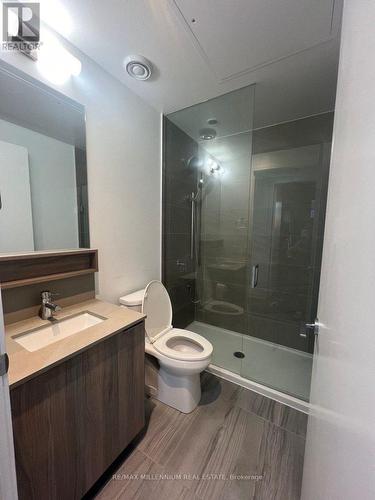 5112 - 950 Portage Parkway, Vaughan, ON - Indoor Photo Showing Bathroom