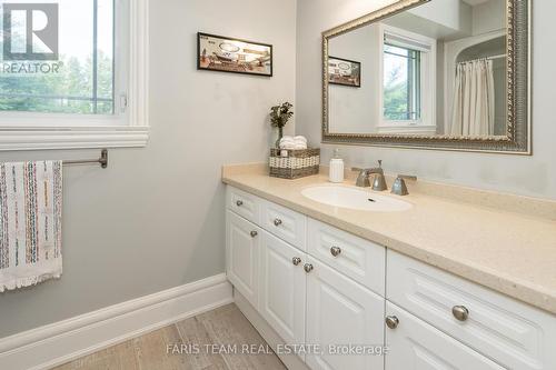 1602 Kale Drive, Innisfil, ON - Indoor Photo Showing Bathroom