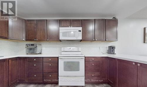 50 - 1016 Falgarwood Drive, Oakville, ON - Indoor Photo Showing Kitchen