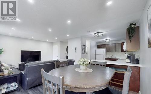 50 - 1016 Falgarwood Drive, Oakville, ON - Indoor Photo Showing Dining Room