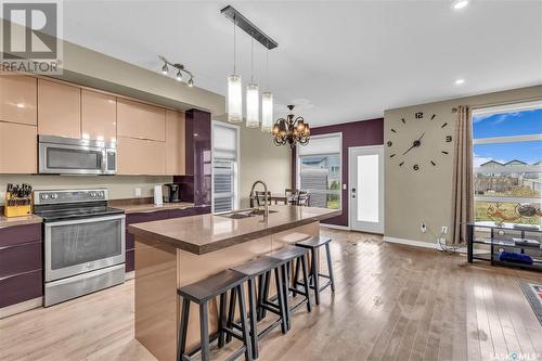 3250 37Th Street W, Saskatoon, SK - Indoor Photo Showing Kitchen With Stainless Steel Kitchen