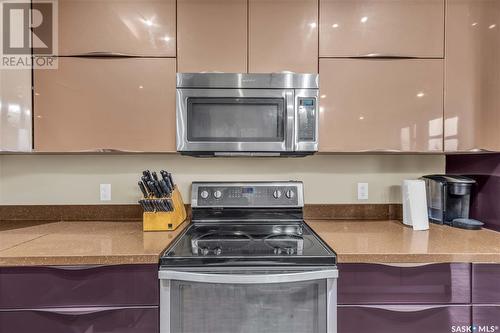 3250 37Th Street W, Saskatoon, SK - Indoor Photo Showing Kitchen