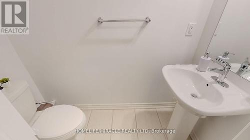 84 Keppel Circle, Brampton, ON - Indoor Photo Showing Bathroom