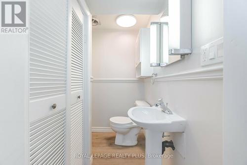 334 Oakwood Drive, Burlington, ON - Indoor Photo Showing Bathroom