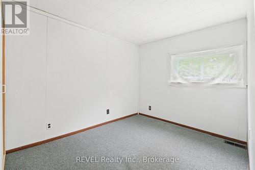 499 North Mill Street, Fort Erie (Ridgeway), ON - Indoor Photo Showing Other Room