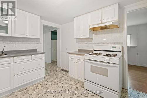 499 North Mill Street, Fort Erie (Ridgeway), ON - Indoor Photo Showing Kitchen