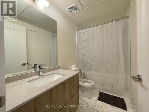 1015 - 330 Richmond Street W, Toronto, ON - Indoor Photo Showing Bathroom