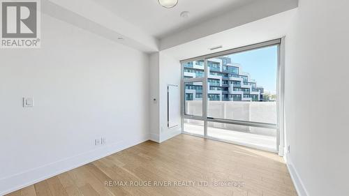 953 - 25 Adra Grado Way, Toronto, ON - Indoor Photo Showing Other Room