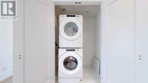 953 - 25 Adra Grado Way, Toronto, ON - Indoor Photo Showing Laundry Room