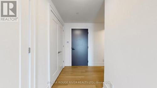 953 - 25 Adra Grado Way, Toronto, ON - Indoor Photo Showing Other Room