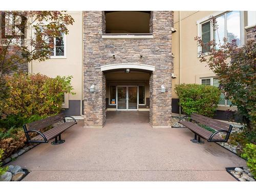 1875 Country Club Drive Unit# 1414, Kelowna, BC - Outdoor