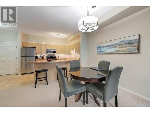 1875 Country Club Drive Unit# 1414, Kelowna, BC - Indoor Photo Showing Dining Room