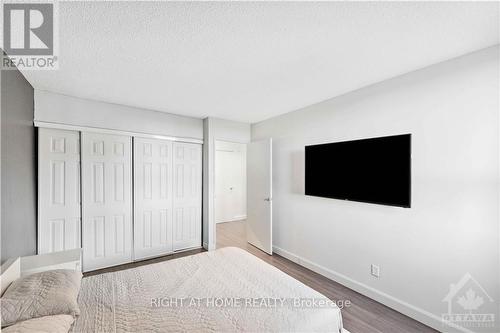 718 - 2000 Jasmine Crescent, Ottawa, ON - Indoor Photo Showing Bedroom