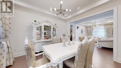 147 Wainfleet Crescent, Vaughan, ON - Indoor Photo Showing Dining Room