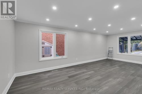 Upper - 3471 Chartrand Crescent, Mississauga, ON - Indoor Photo Showing Other Room