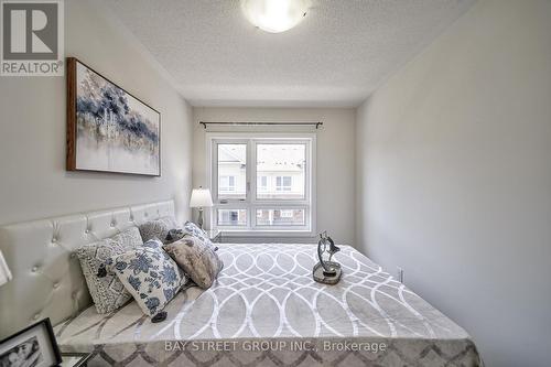 86 Chicago Lane, Markham, ON - Indoor Photo Showing Bedroom