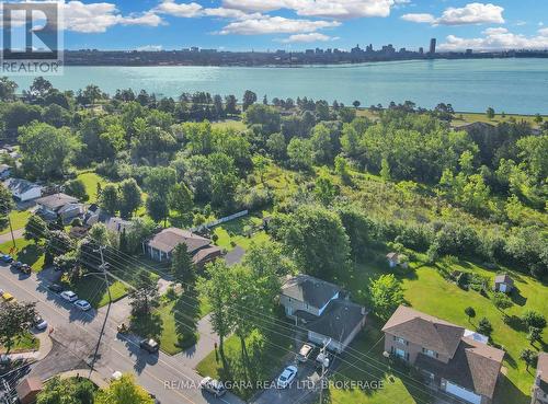 320 Albany Street, Fort Erie, ON - Outdoor With Body Of Water With View