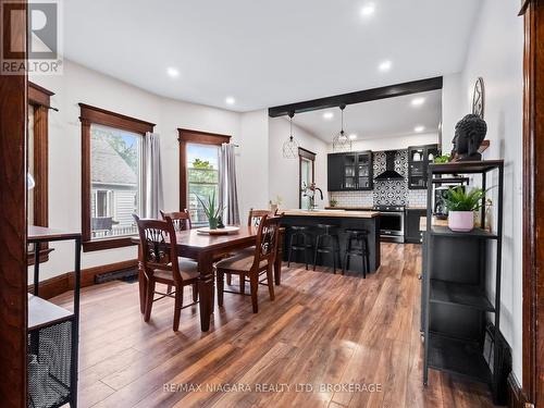 248 Dufferin Street, Fort Erie (332 - Central), ON - Indoor Photo Showing Dining Room