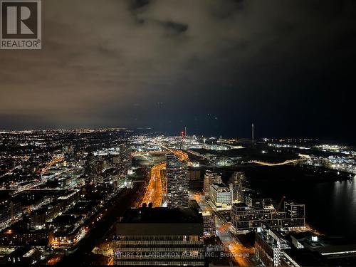 Ph206 - 138 Downes Street, Toronto, ON - Outdoor With View