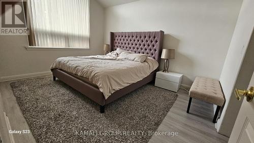 35 Starlight Crescent, Richmond Hill, ON - Indoor Photo Showing Bedroom