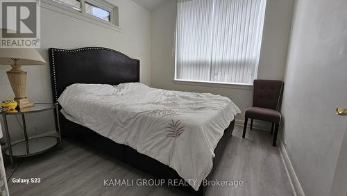 35 Starlight Crescent, Richmond Hill, ON - Indoor Photo Showing Bedroom