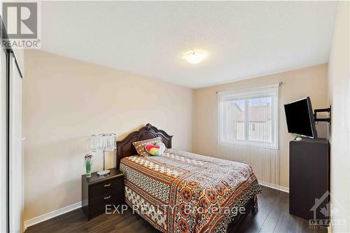 222 Kingswell Street, Ottawa, ON - Indoor Photo Showing Bedroom