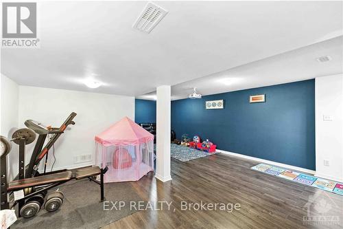 222 Kingswell Street, Ottawa, ON - Indoor Photo Showing Other Room