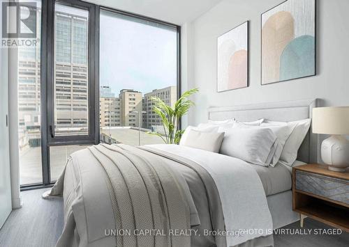 711 - 195 Mccaul Street, Toronto, ON - Indoor Photo Showing Bedroom