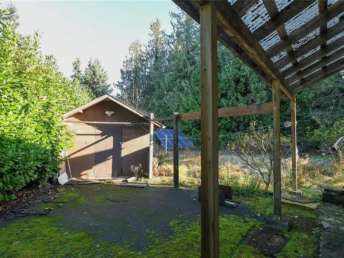 7832 Tozer Rd, Fanny Bay, BC 