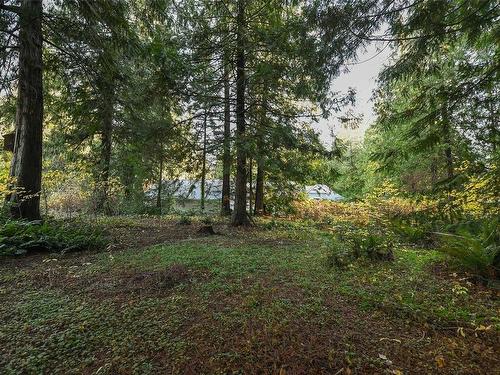 7832 Tozer Rd, Fanny Bay, BC 