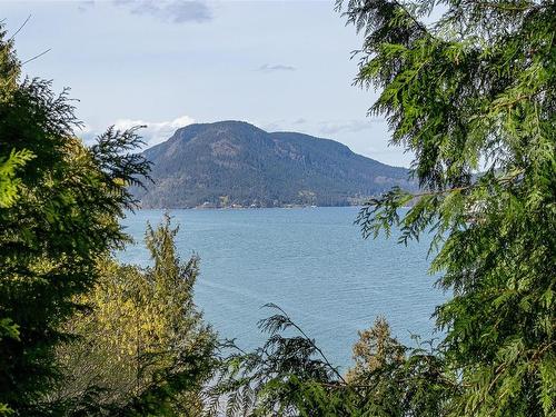 4387 Kingscote Rd, Cowichan Bay, BC 