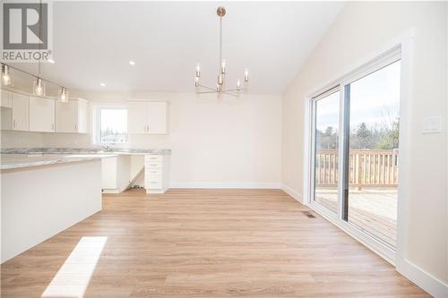 3 Heron Drive, Pembroke, ON - Indoor Photo Showing Kitchen