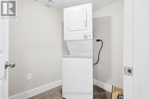 1376 Sheldon Street, Innisfil, ON - Indoor Photo Showing Laundry Room