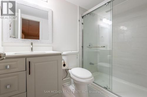 3386 Fellmore Drive, Mississauga, ON - Indoor Photo Showing Bathroom