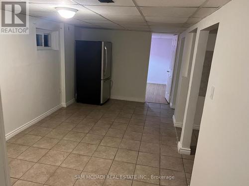 3386 Fellmore Drive, Mississauga, ON - Indoor Photo Showing Other Room