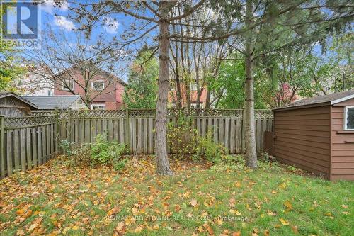 560 Marlatt Drive, Oakville, ON - Outdoor