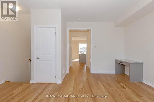 1453 National Common E, Burlington, ON - Indoor Photo Showing Other Room