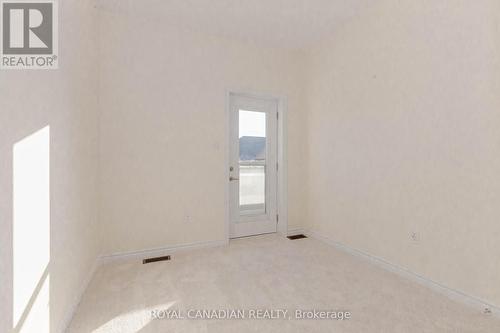 1453 National Common E, Burlington, ON -  Photo Showing Other Room