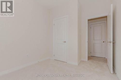 1453 National Common E, Burlington, ON - Indoor Photo Showing Other Room