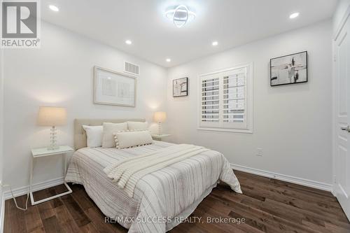 3067 Max Khan Boulevard, Oakville, ON - Indoor Photo Showing Bedroom