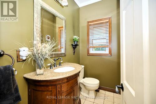 736 Chantler Road, Pelham (664 - Fenwick), ON - Indoor Photo Showing Bathroom