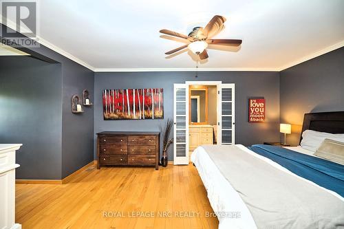 736 Chantler Road, Pelham (664 - Fenwick), ON - Indoor Photo Showing Bedroom