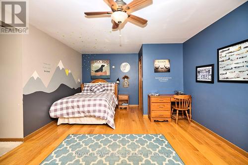 736 Chantler Road, Pelham (664 - Fenwick), ON - Indoor Photo Showing Bedroom