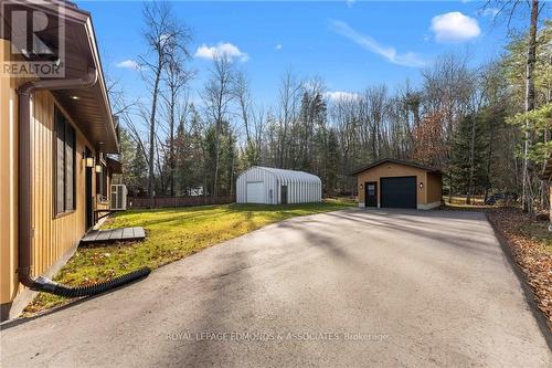 366 Burkes Road, Laurentian Hills, ON - Outdoor