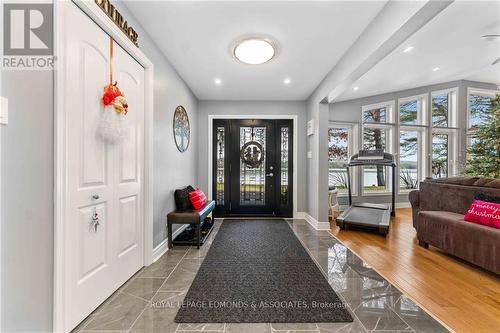 366 Burkes Road, Laurentian Hills, ON - Indoor Photo Showing Other Room