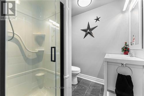 366 Burkes Road, Laurentian Hills, ON - Indoor Photo Showing Bathroom