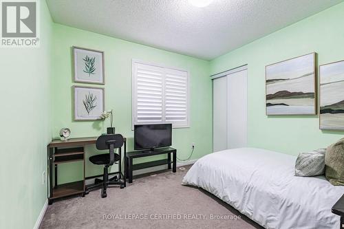 676 Speyer Circle, Milton, ON - Indoor Photo Showing Bedroom